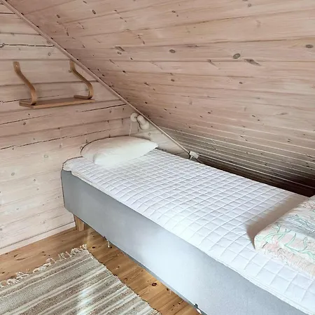 Holmstroems Loma-asunnot Eckero