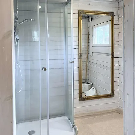 Holmstroems *