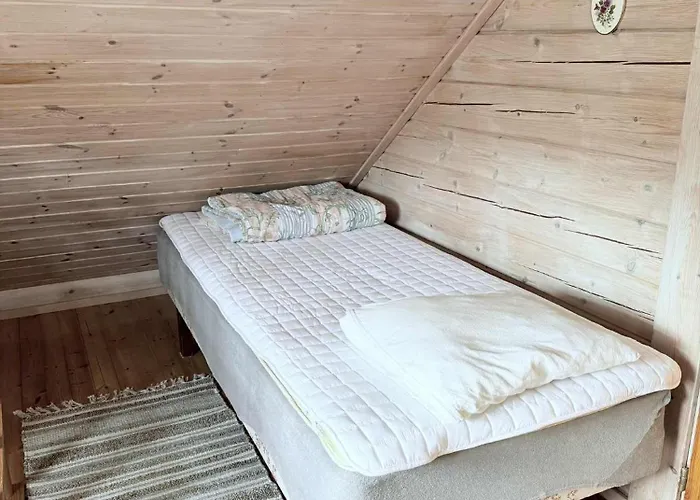 Holmstroems * Eckero